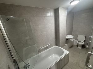 Photo 14- click for photo gallery